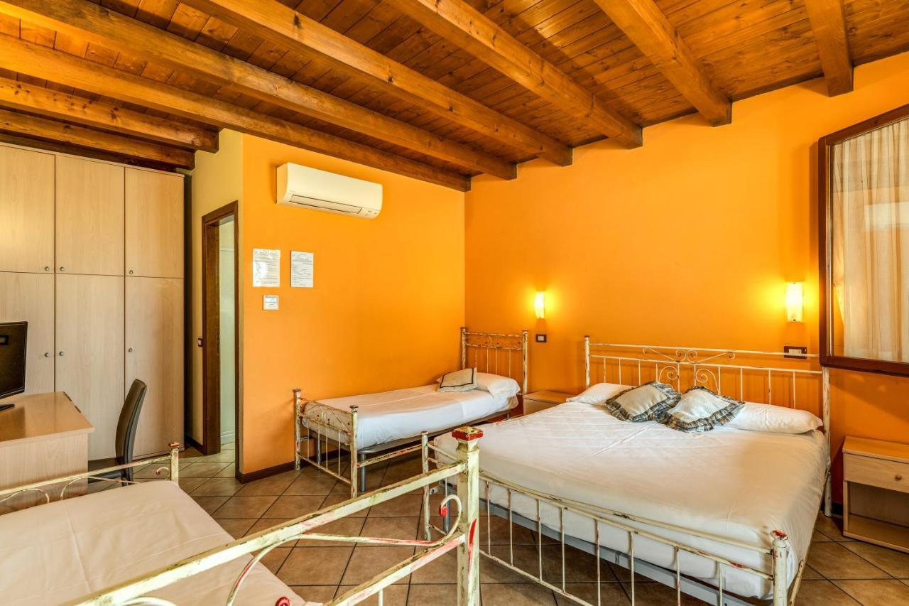 Agriturismo Pozzo Fiorito Castiglione Delle Stiviere Zewnętrze zdjęcie